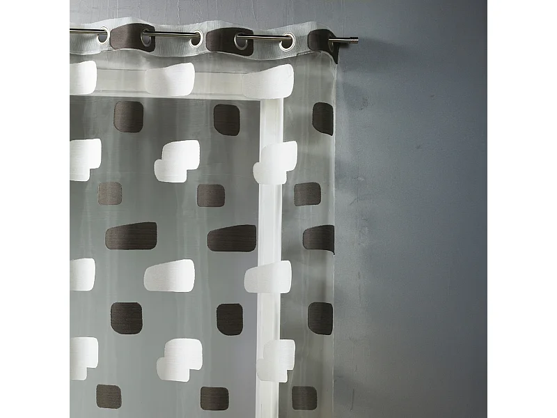 Voilage en organza jacquard et briques colorées