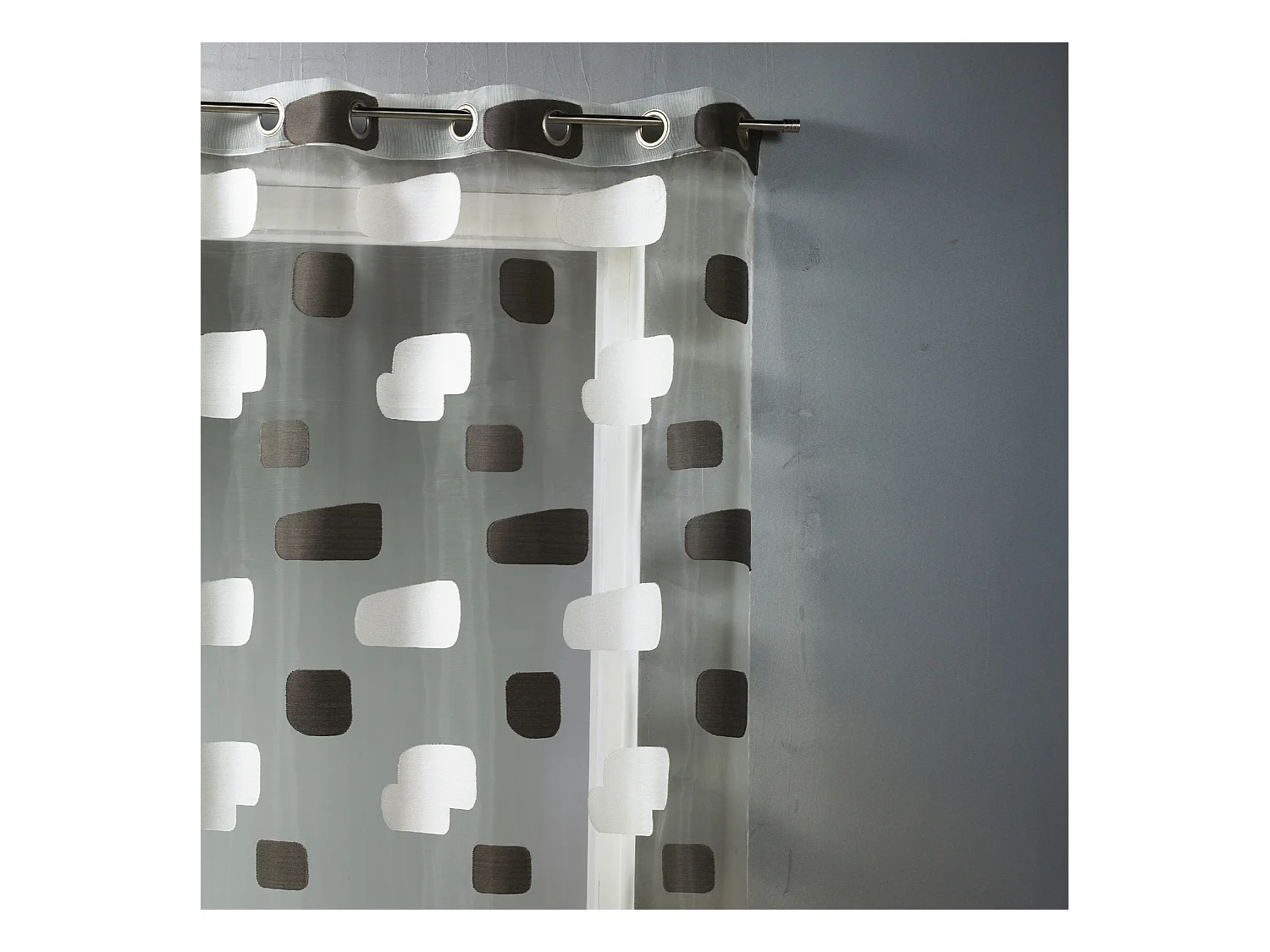 Visillo de organza jacquard y ladrillos coloridos