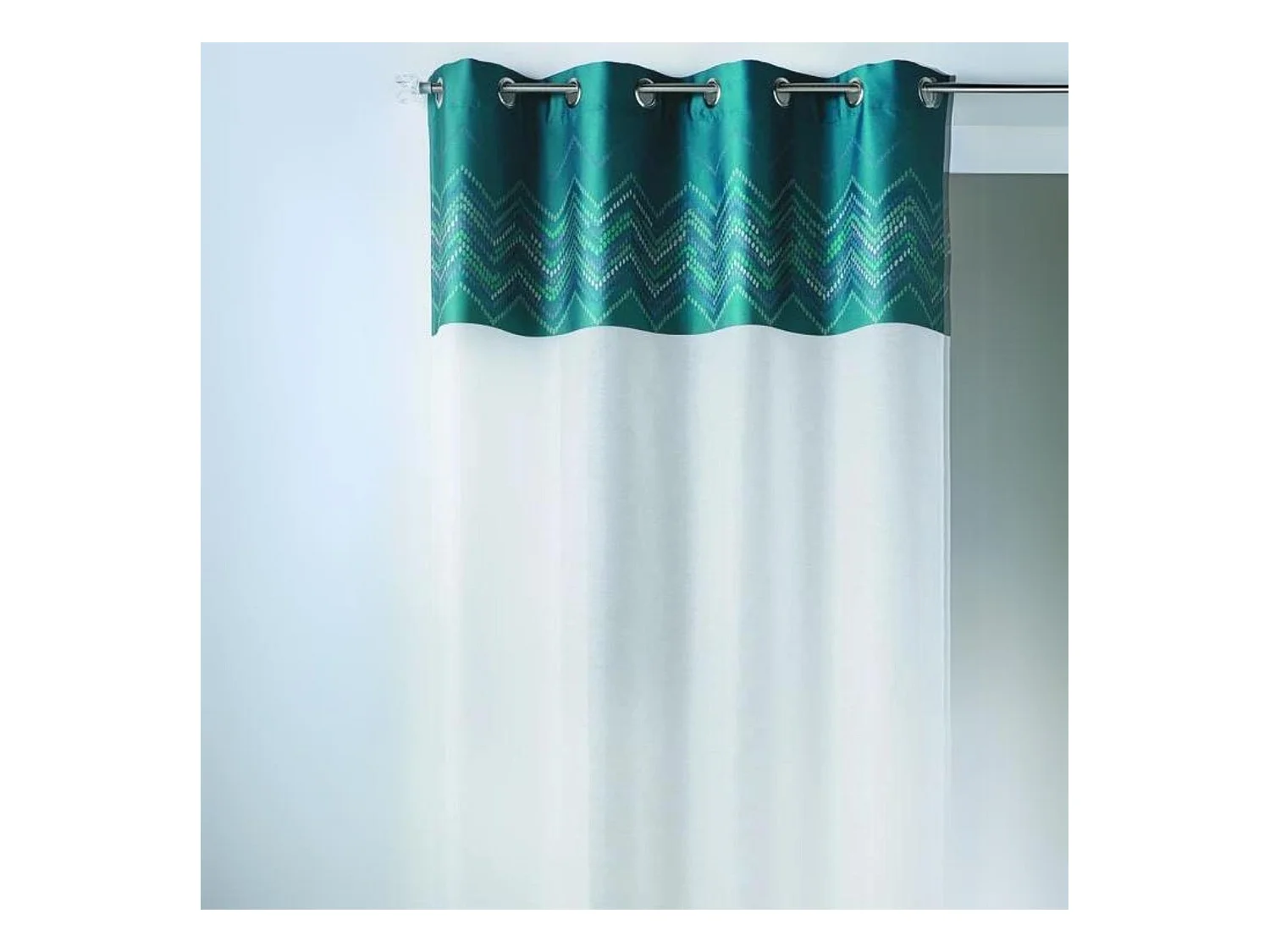 Visillo en jacquard con paramento superior galón