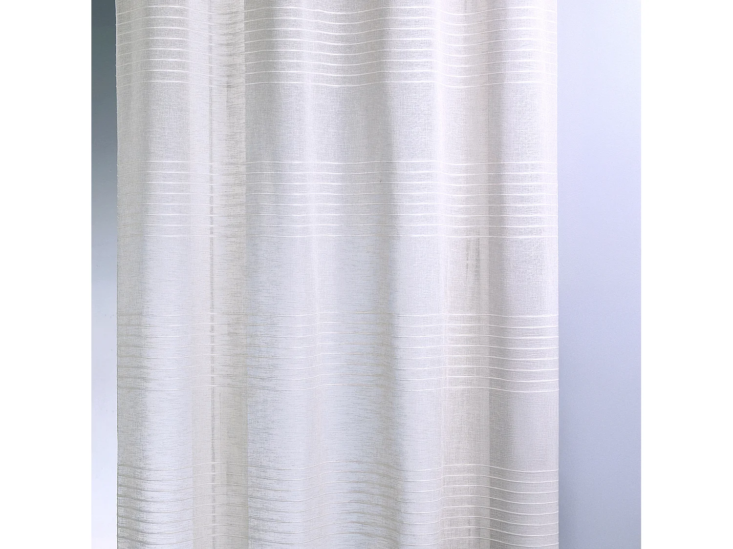 Vorhang mit Streifen