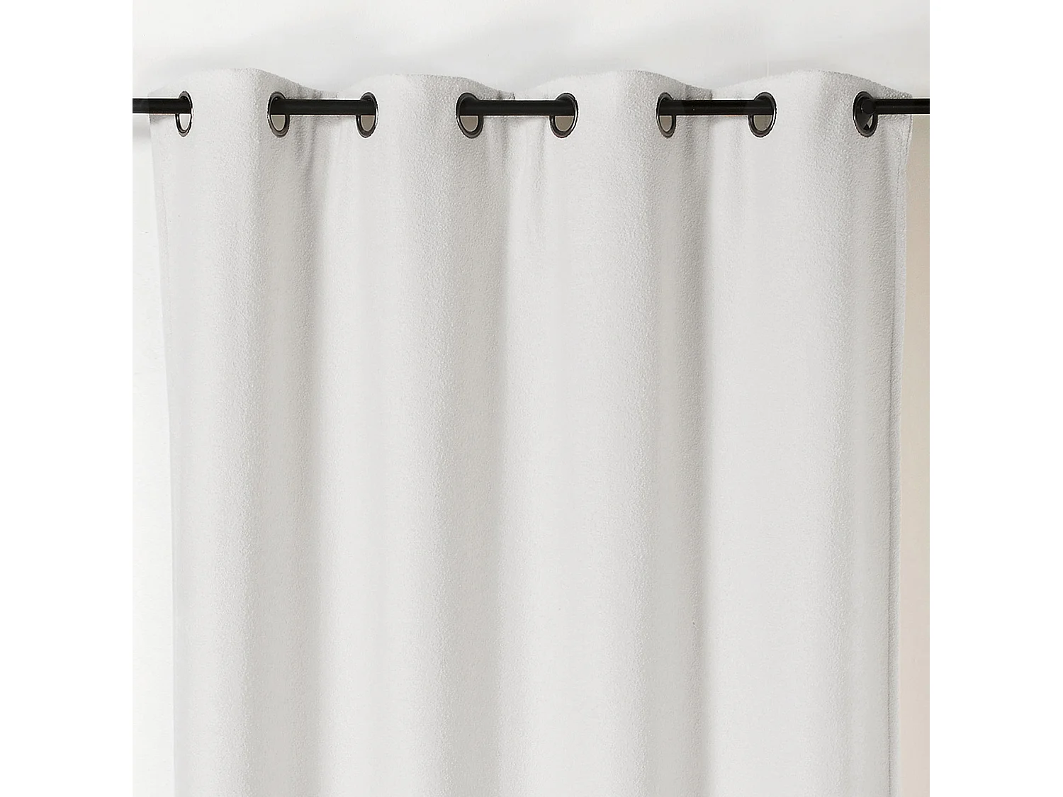 Cortina térmica con estilo de bucle