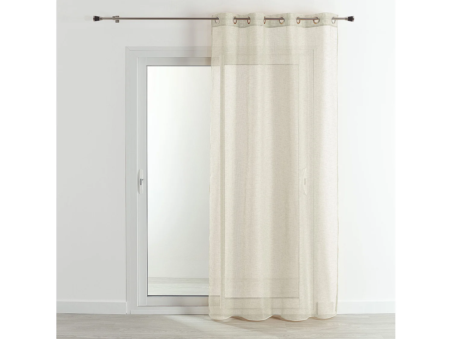 Fantasievolles Voile aus Ätamin mit Ösen