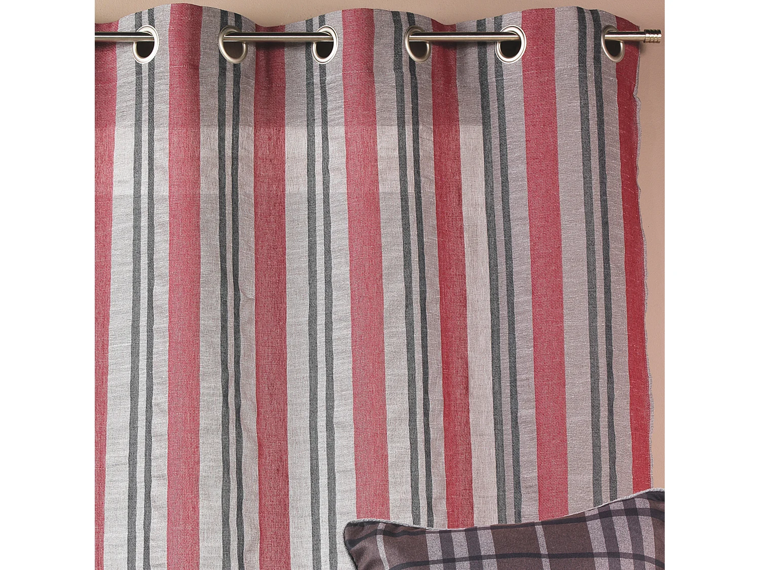 Voilage en étamine rayée verticale