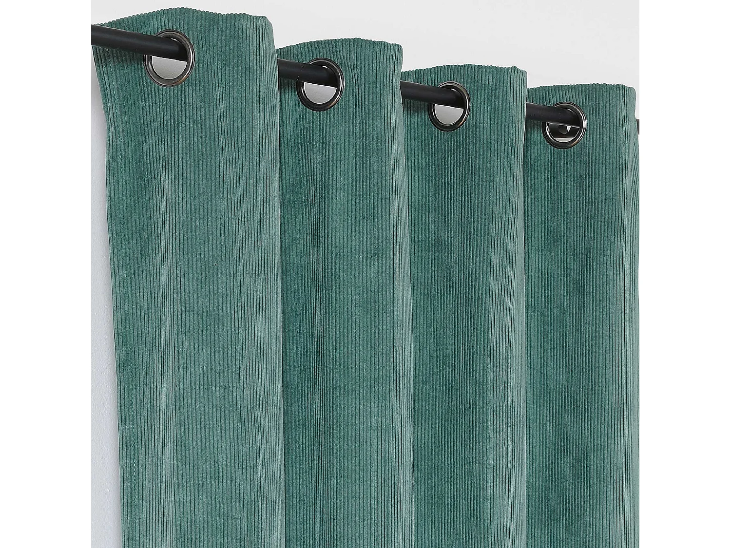 Rideau obscurcissant et isolant en velours côtelé