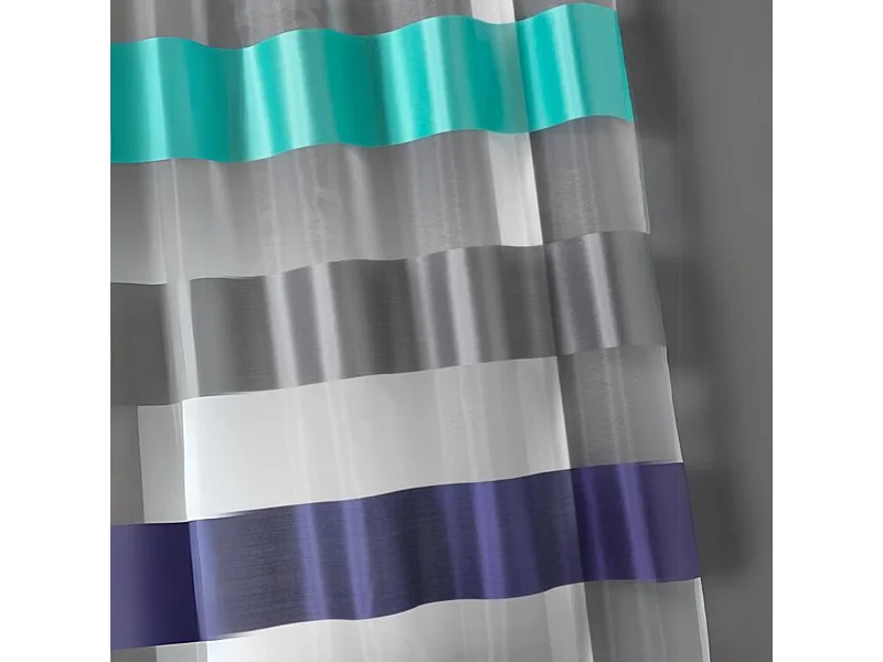 Fertigvorhand mit breiten Querstreifen