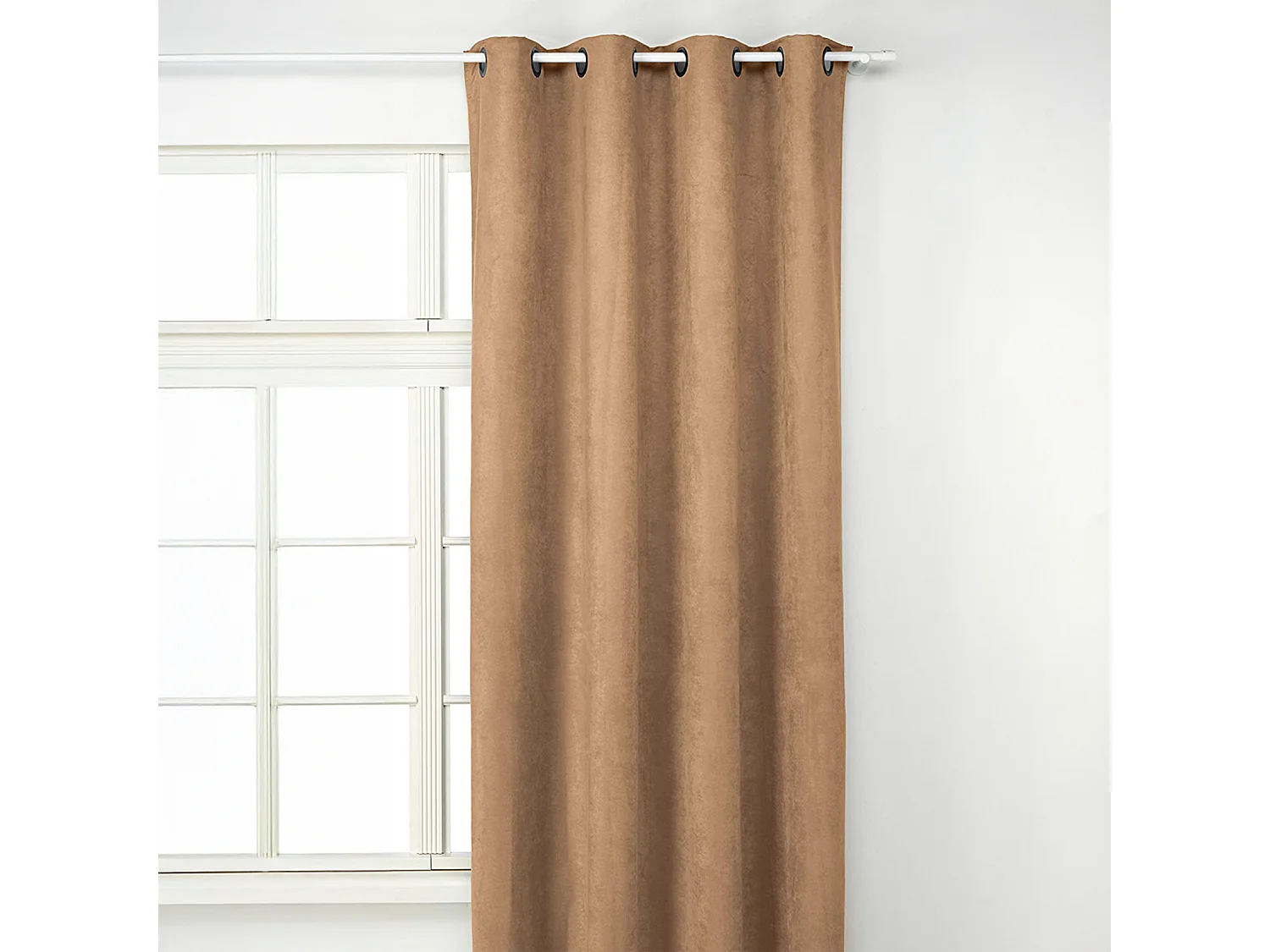 Cortina lisa aspecto "gamuza"