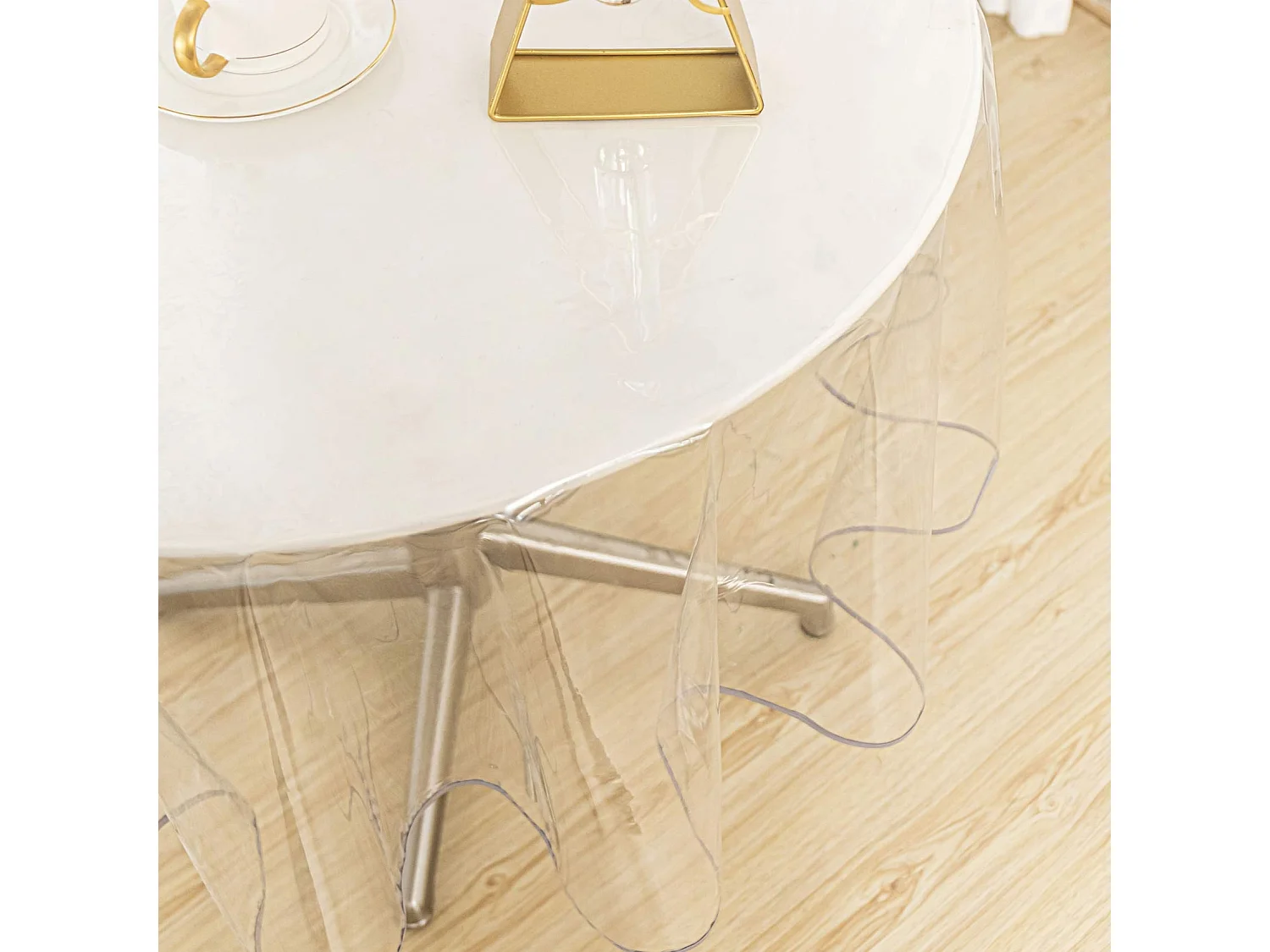 Nappe ronde transparente