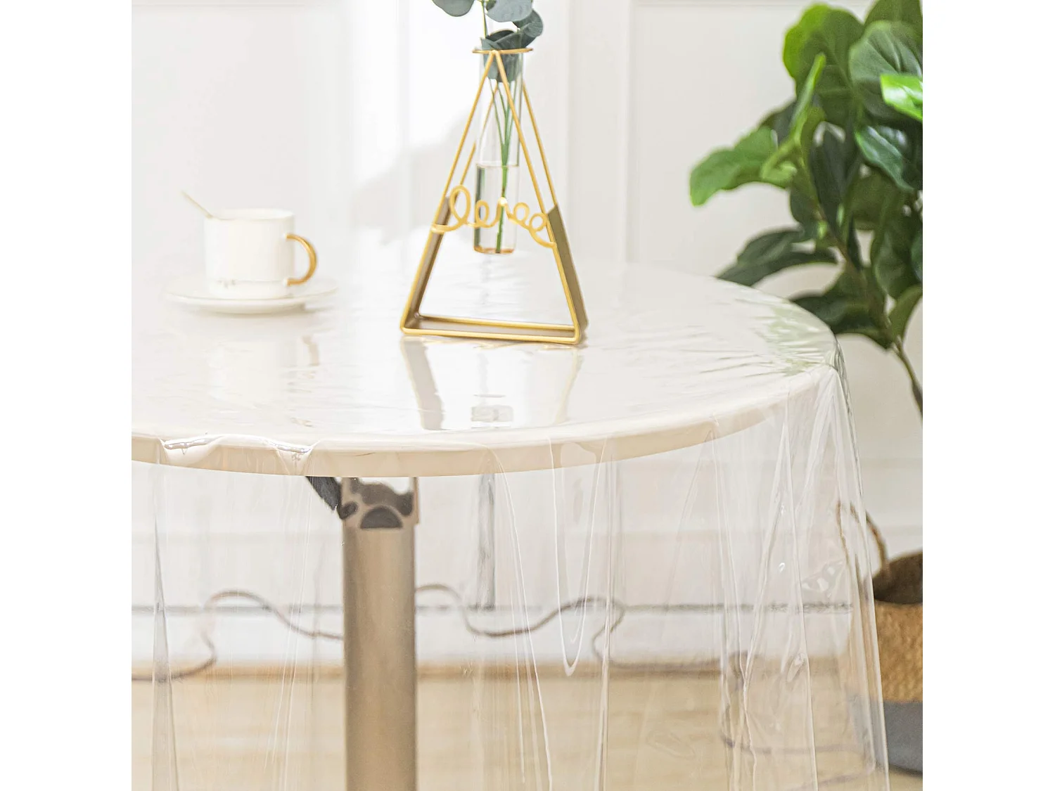 Nappe ronde transparente