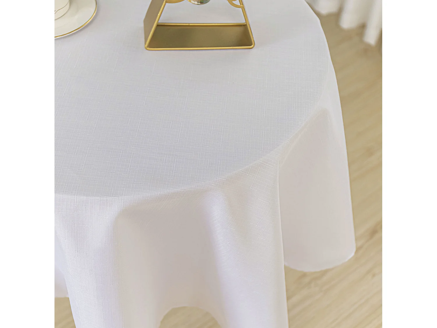 Nappe ronde infroissable et anti-tâches