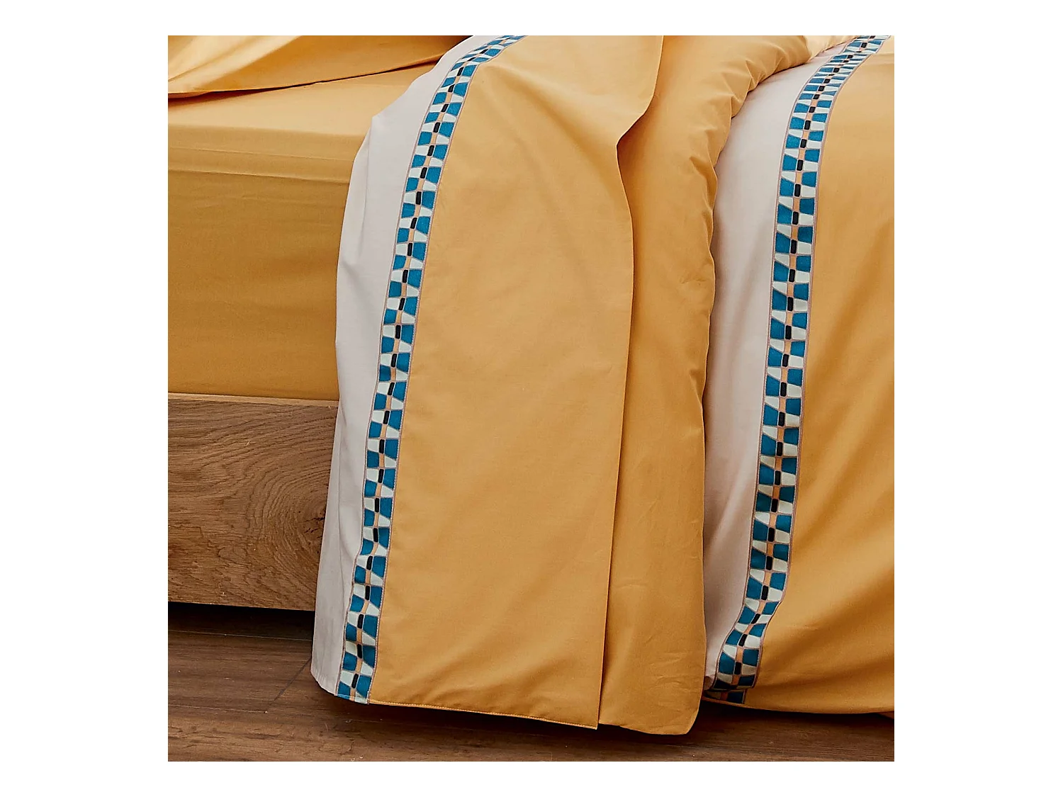 Drap plat en percale avec galon géométrique