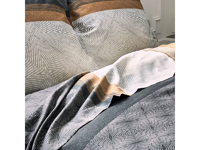 Drap plat au style graphique et masculin