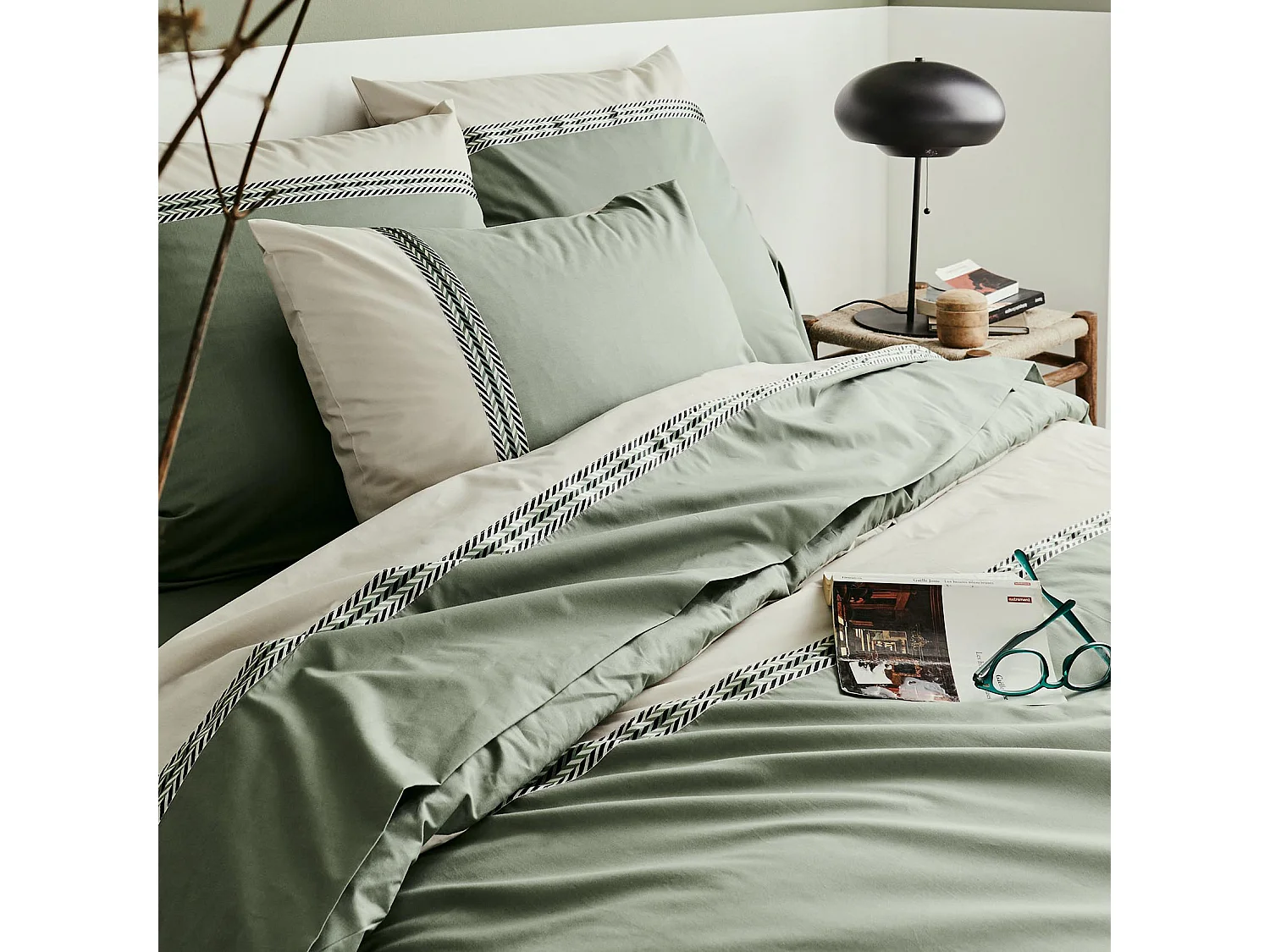 Sábana bajera de algodón percal con ribete geométrico 180 x 290 cm