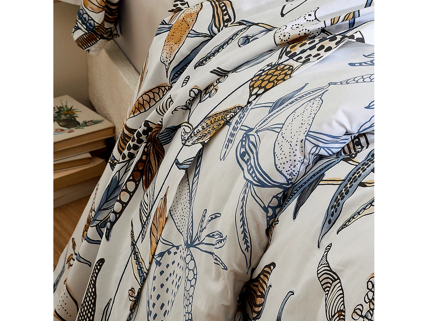 Sábana plana con flores exuberantes 240 x 310 cm