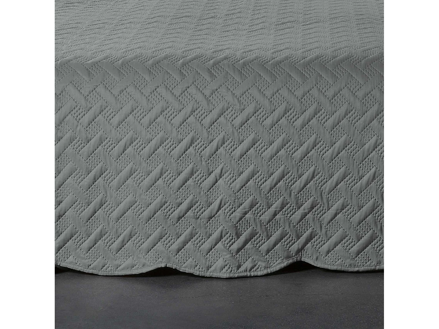 Couverture molletonné surpiquage graphique