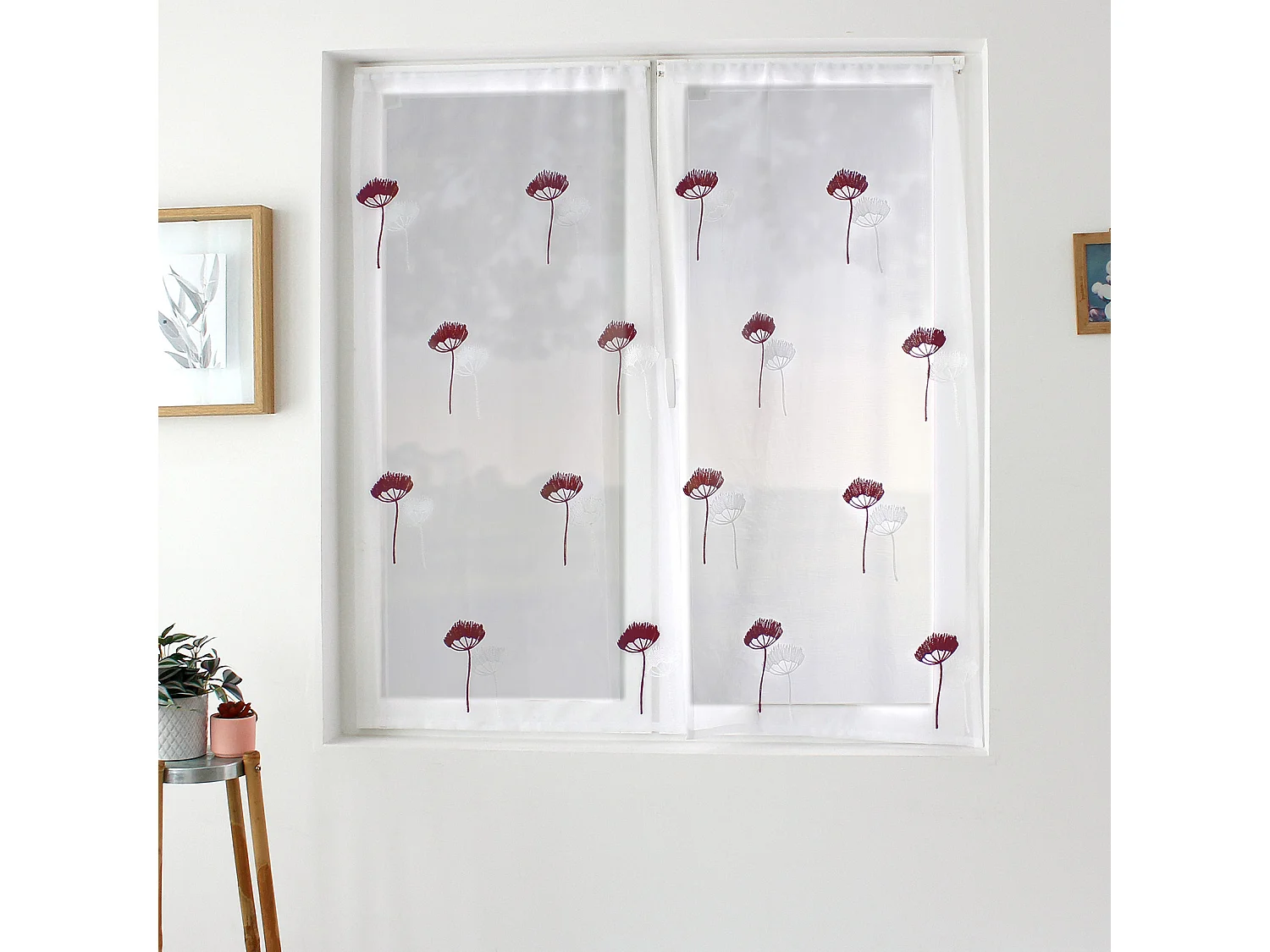 Paire de Voilages Brodés "Cosmos" 60x160cm Bordeaux & Blanc