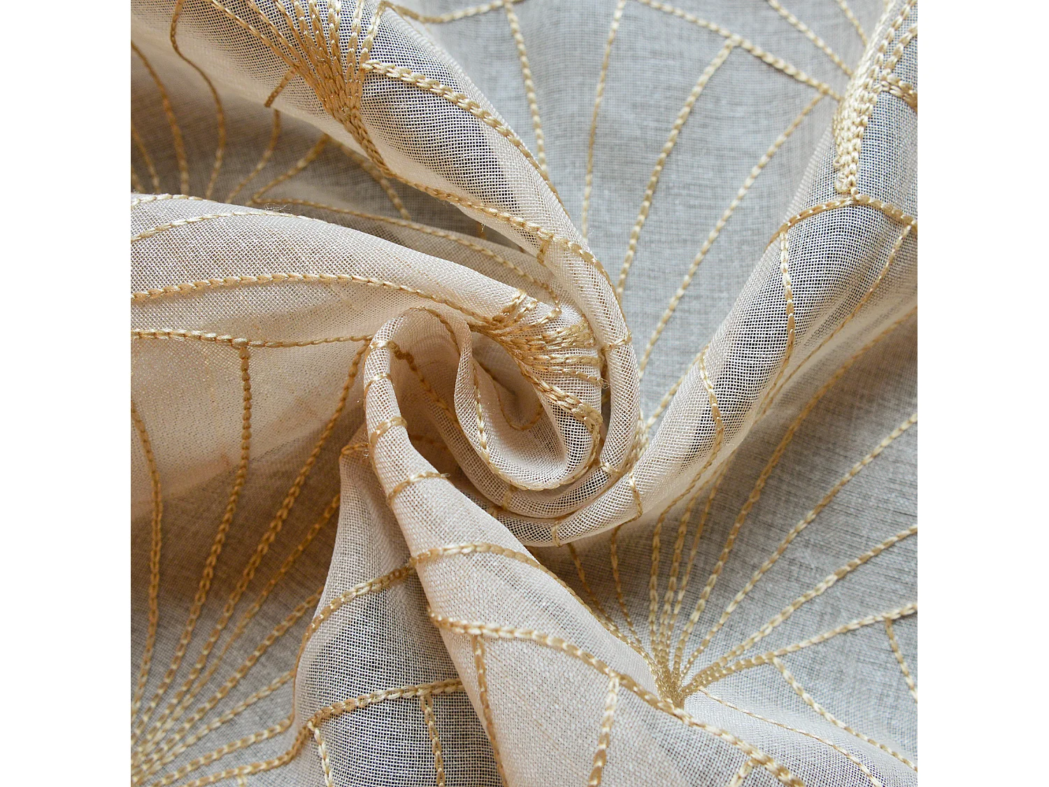 Gestickter Vorhang im Art-Déco-Stil