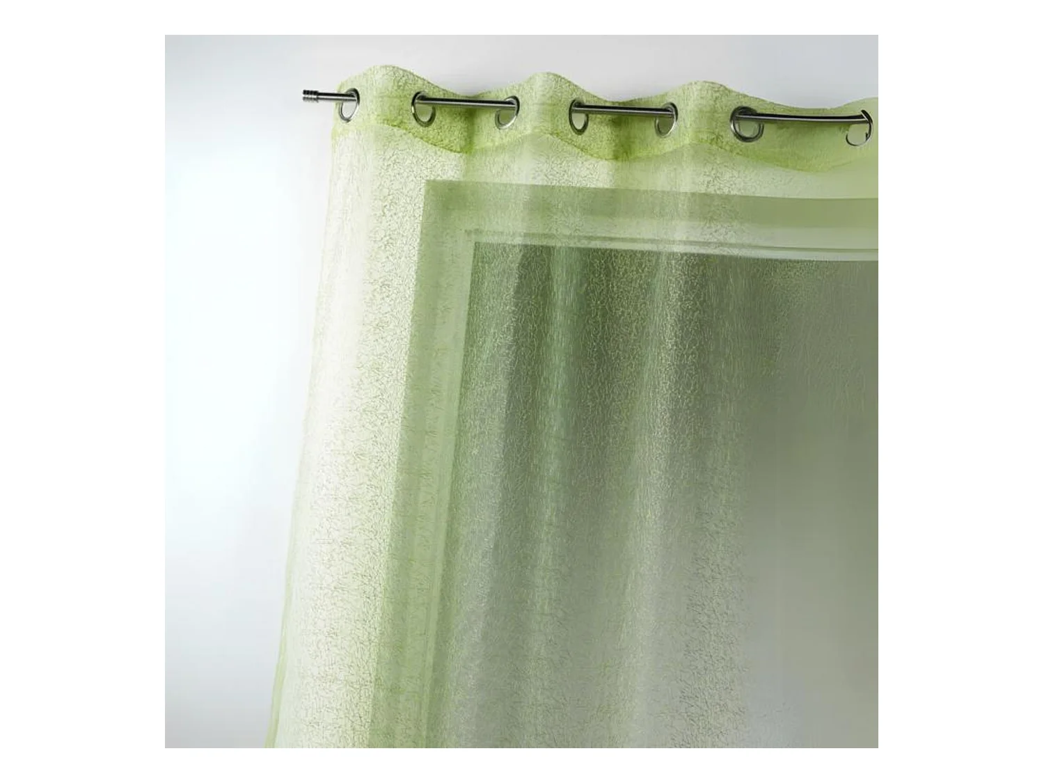 Voilage en Organza avec broderies