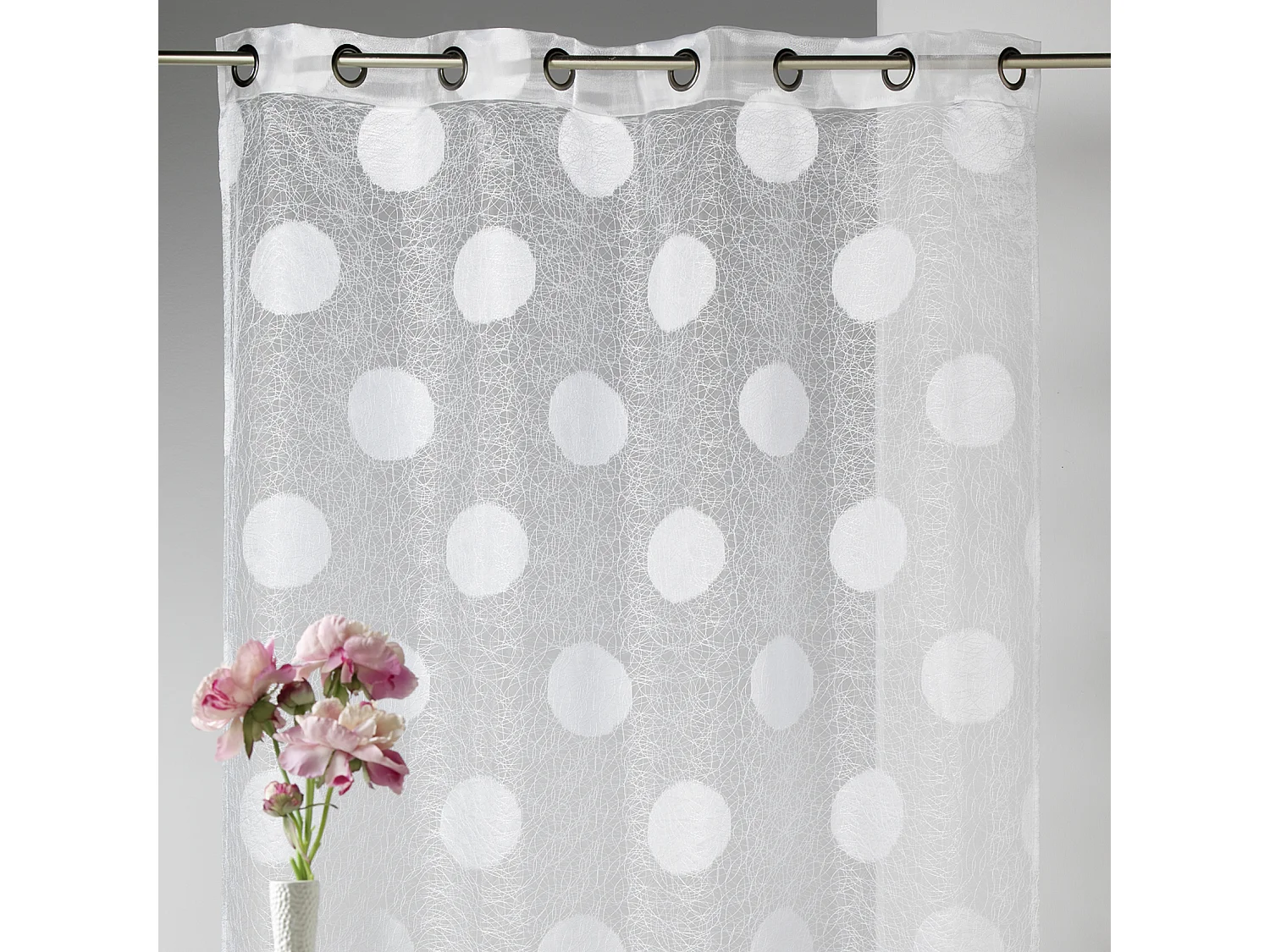 Voilage en Organza Jacquard brodé motif gros rond