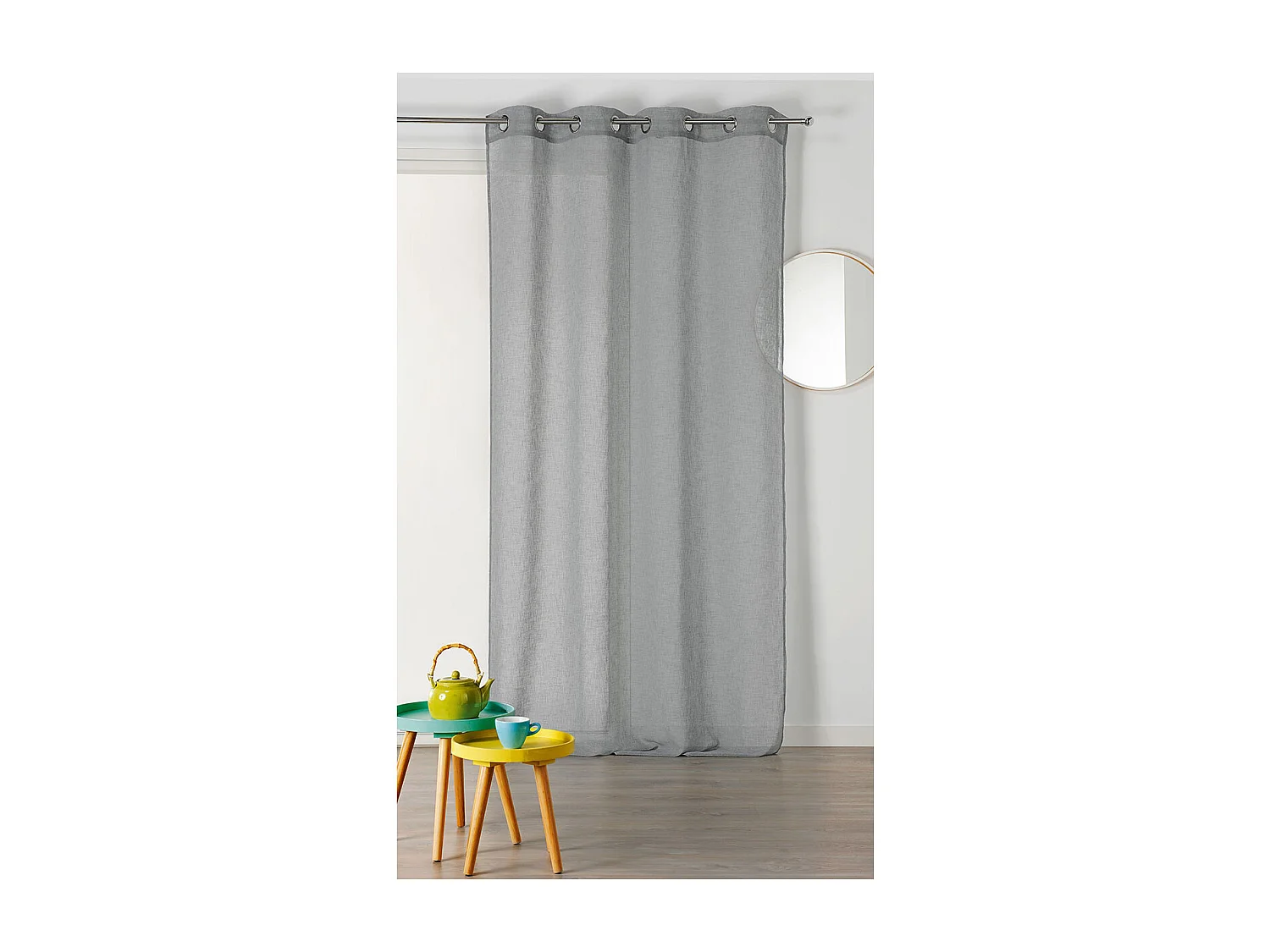 Leichter Vorhang in Leinenoptik