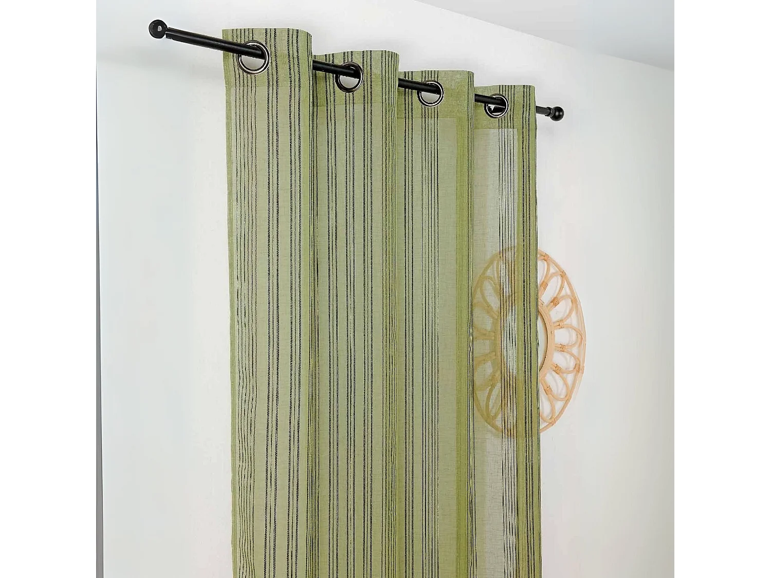 Voilage à l'aspect lin aux rayures verticales