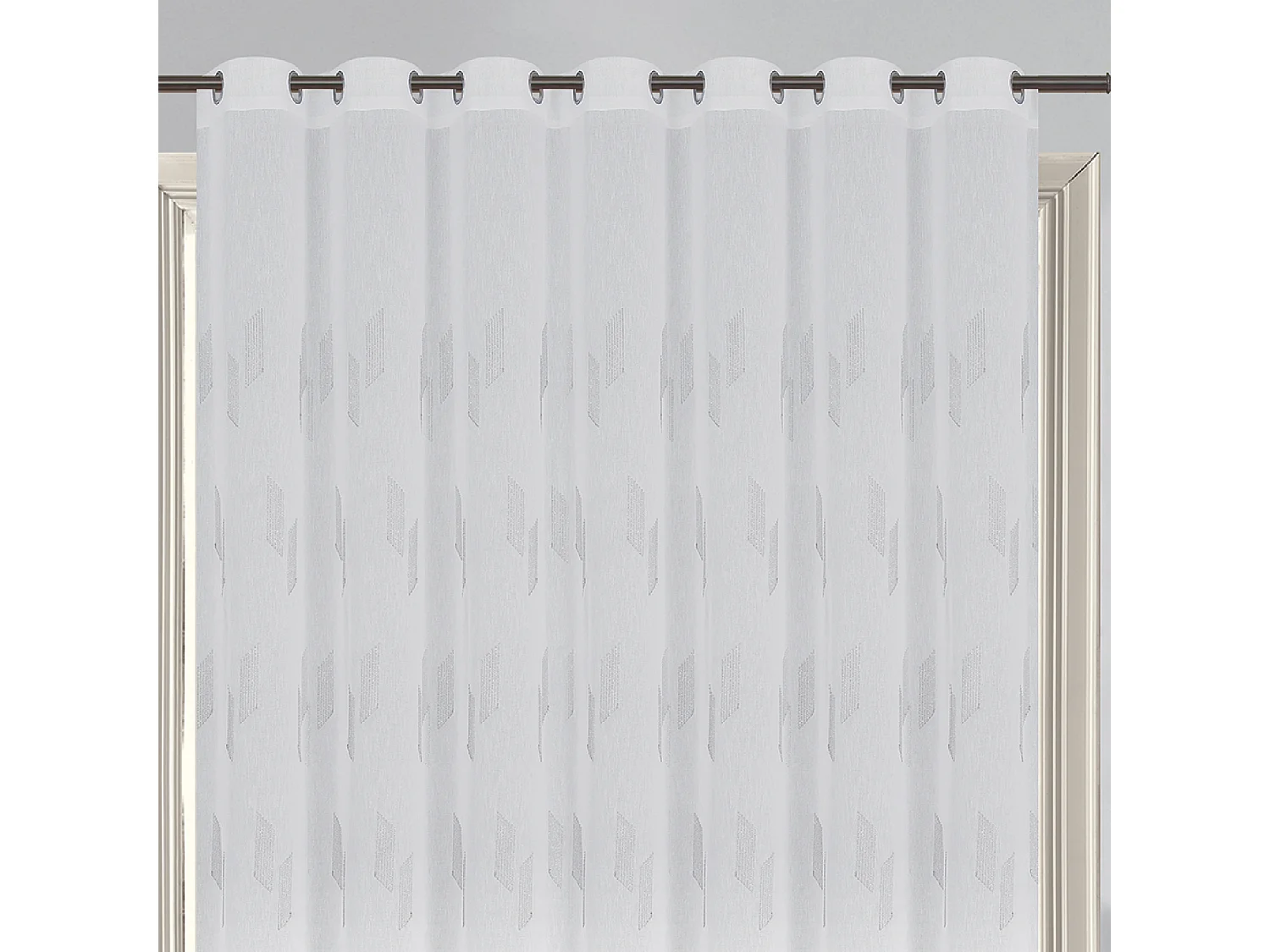 Voilage à oeillets brodé brillant