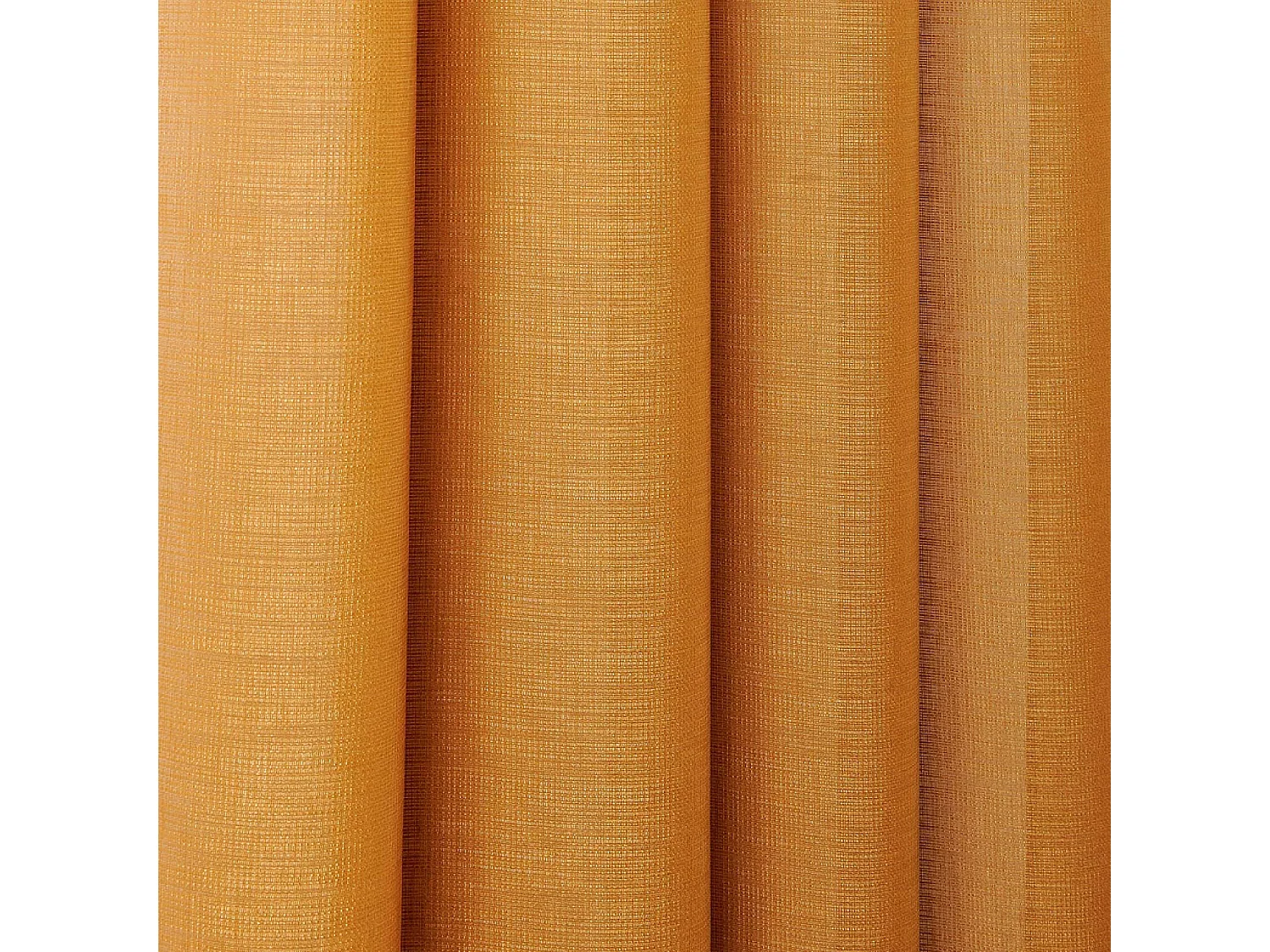 Voilage tamisant aux fils satinés