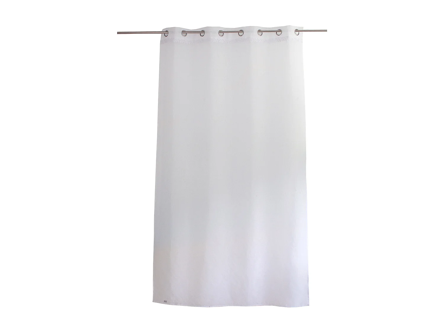 Voilage tamisant avec galon feuille en macramé