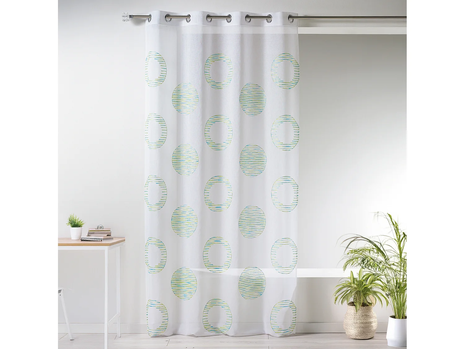 Visillo en estameña bordado círculo y redondel