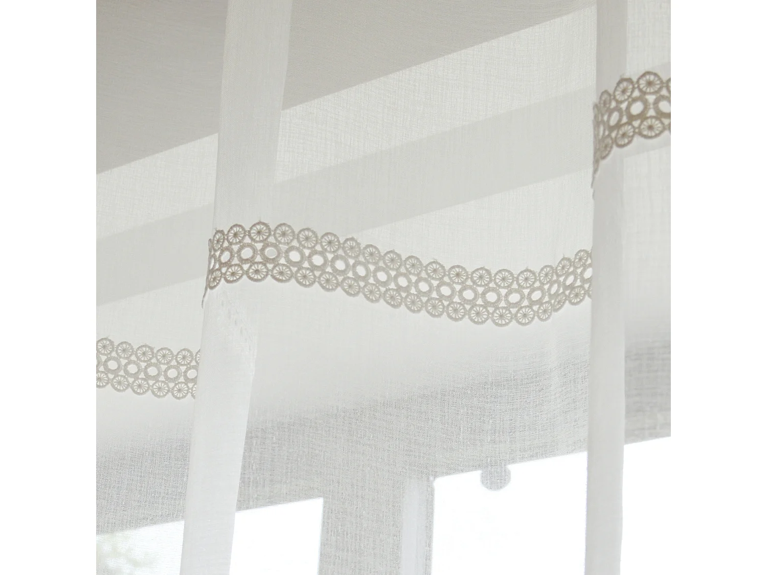 Paire de voilages avec ruban macramé