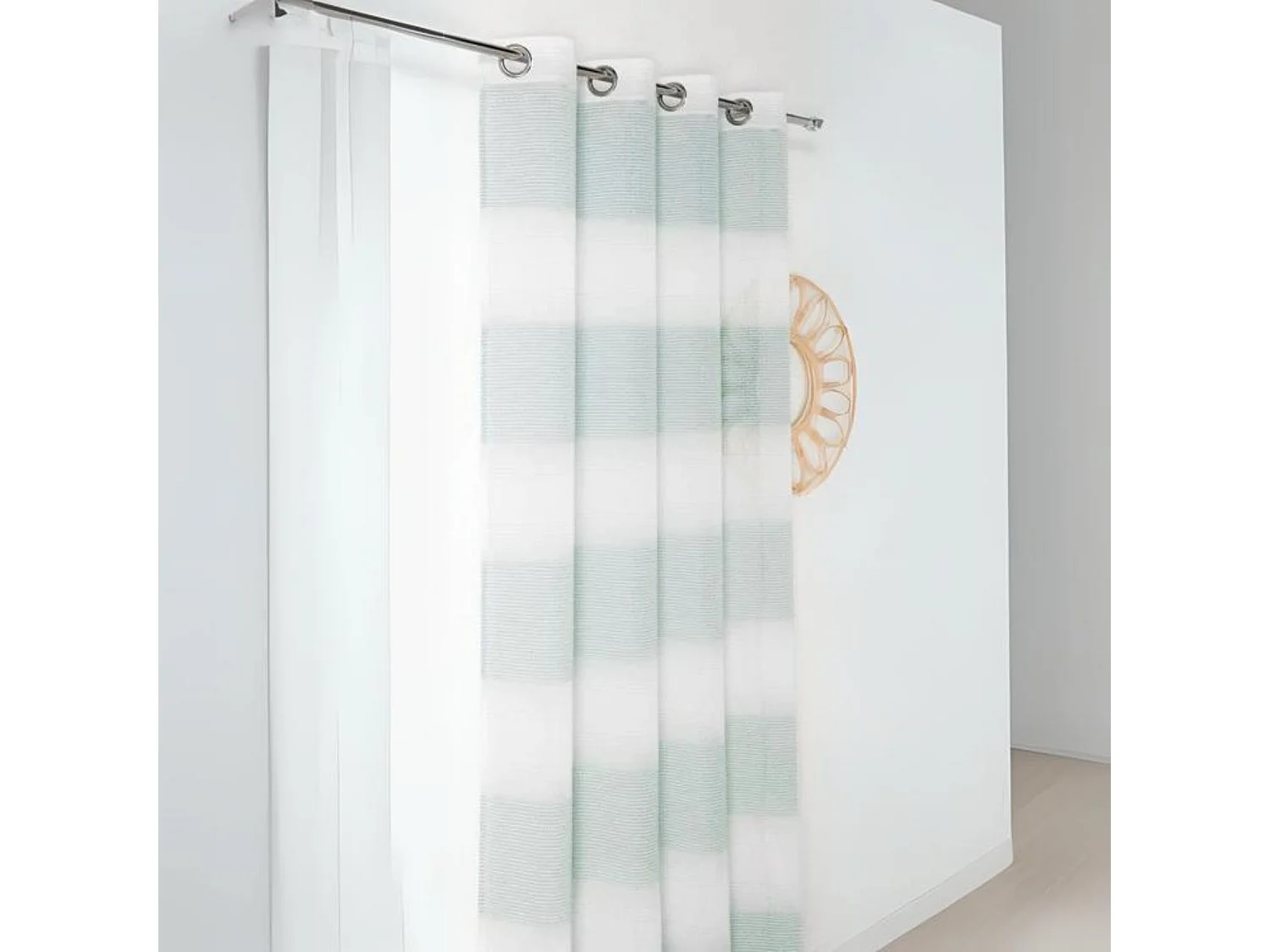 Voilage à rayures bayadères