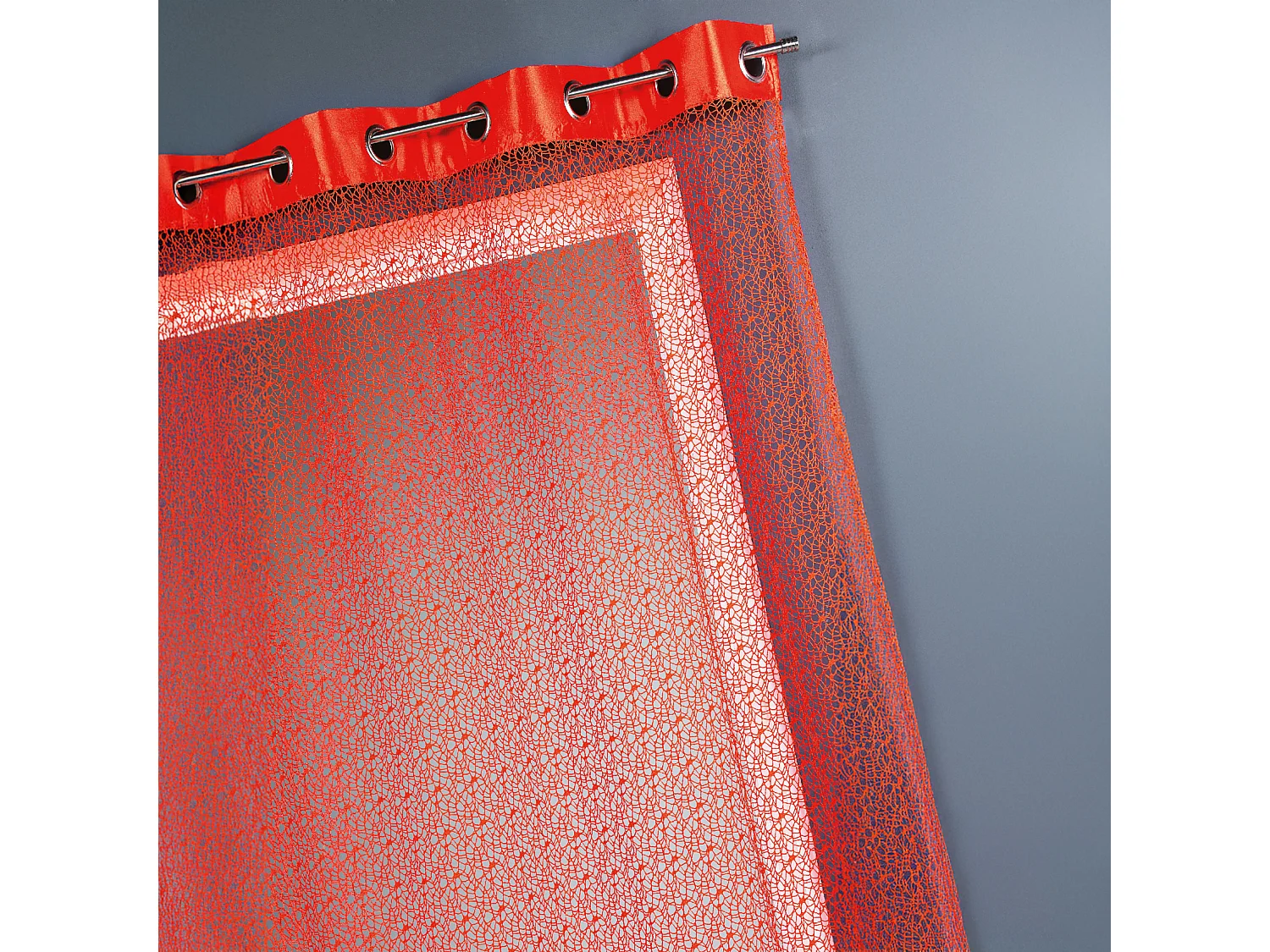 Cortina red con paramento en tafetán