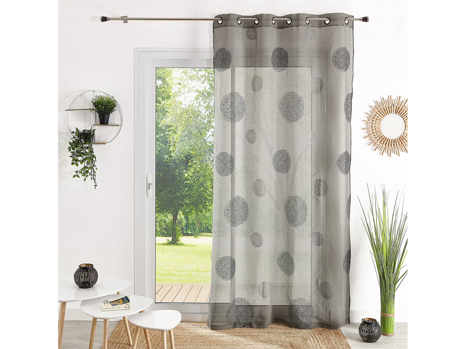 Visillo en Estameña Bordado de Círculos Mezclados