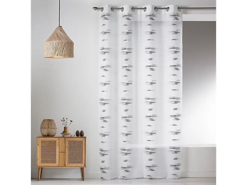 Visillo en Estameña Ligera con Motivos Contemporáneos