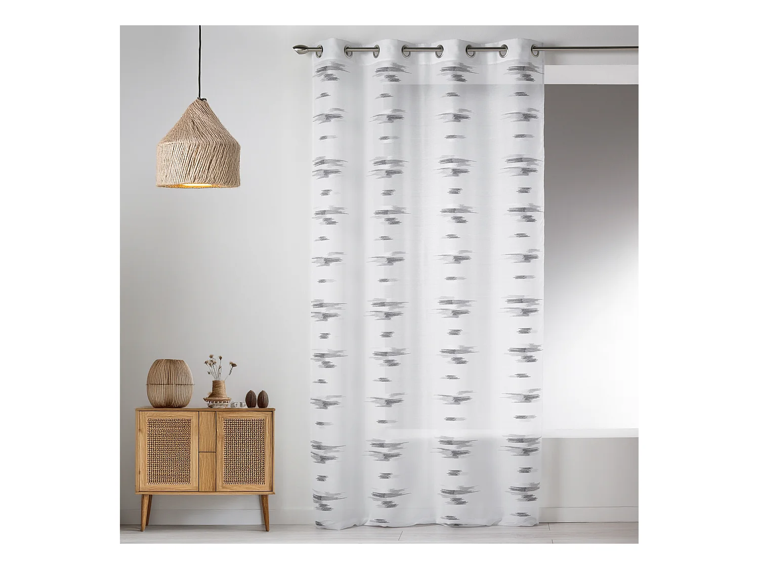 Voilage en Etamine Légère à Motifs Contemporains