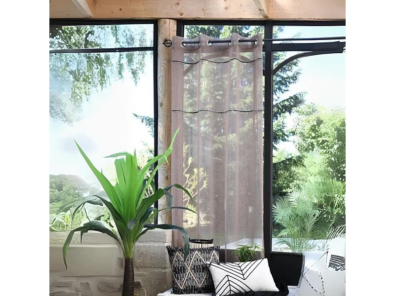 Voilage uni à galons effilochés