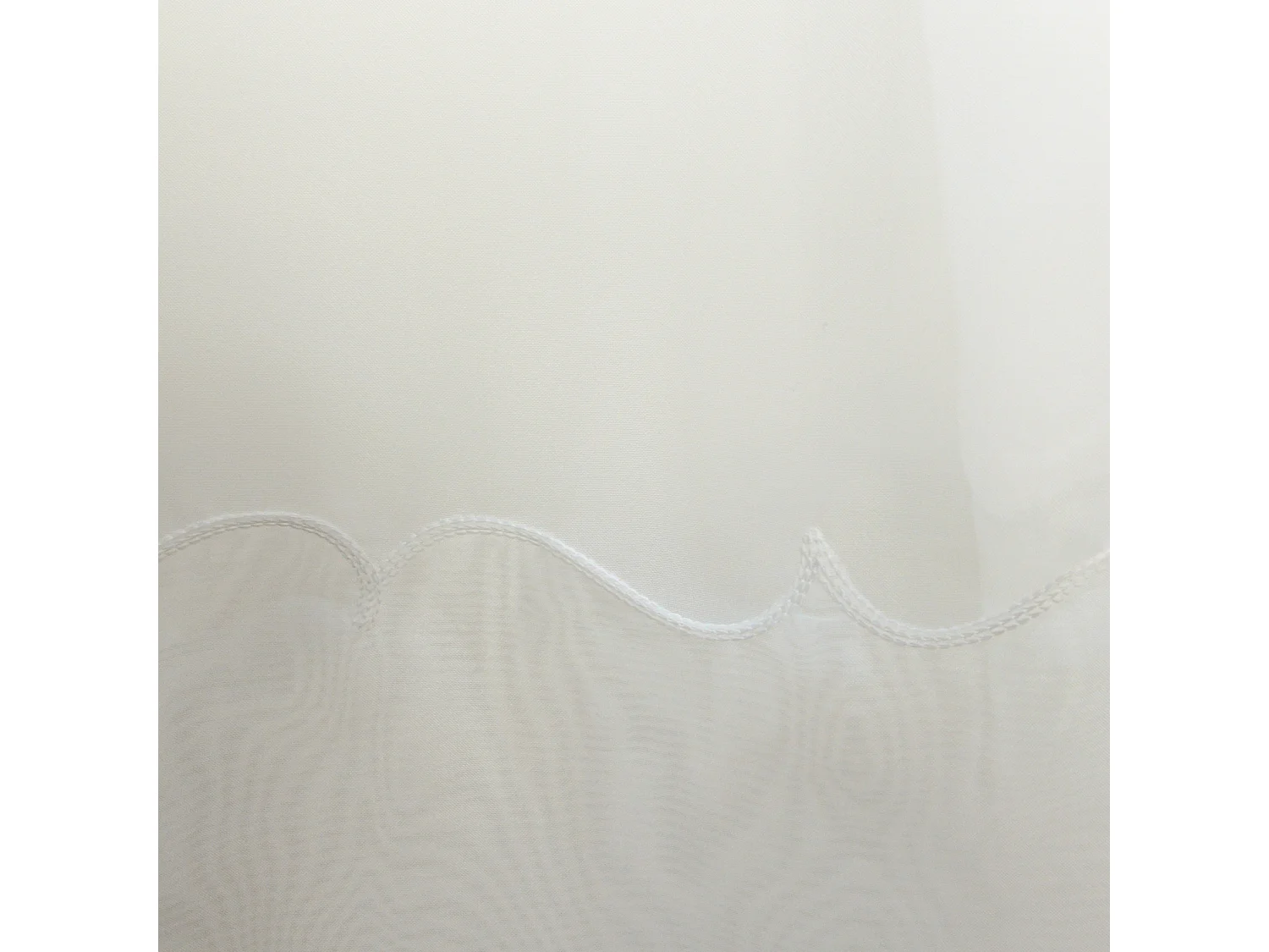 Voilage brodé cornely à galon fronceur