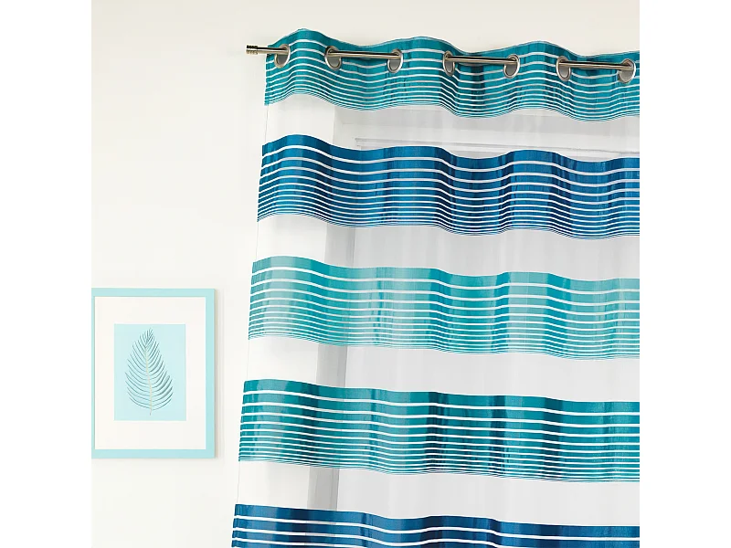 Visillo en organza a finas rayas horizontales