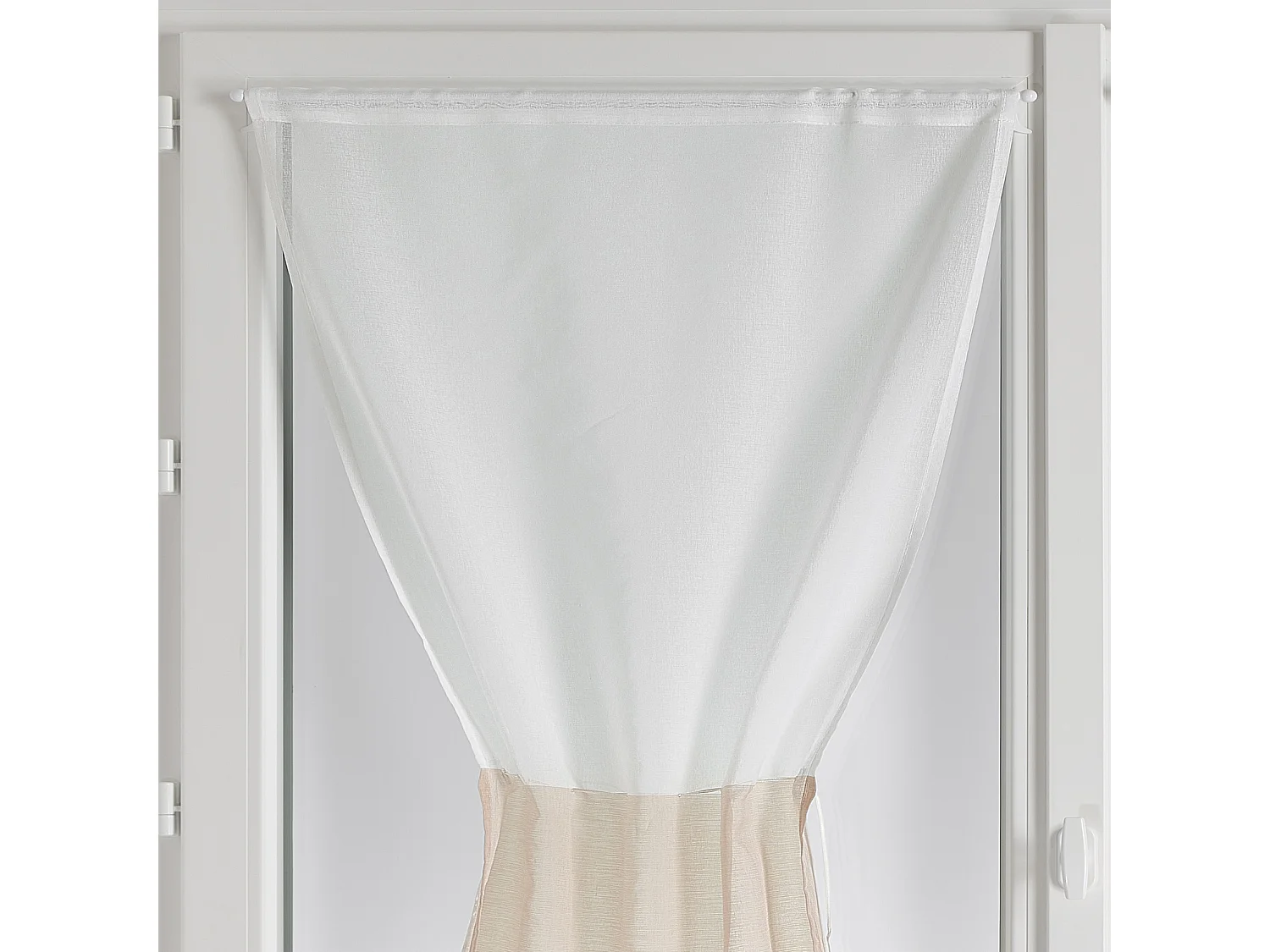 Par de ventanas de estameña bicolor