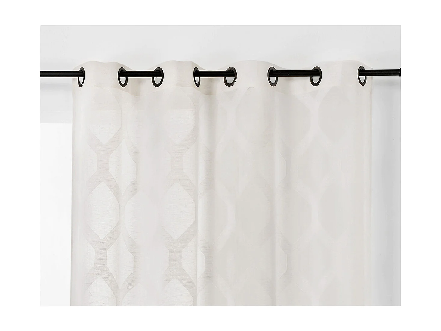 Voilage à motifs géométriques verticaux