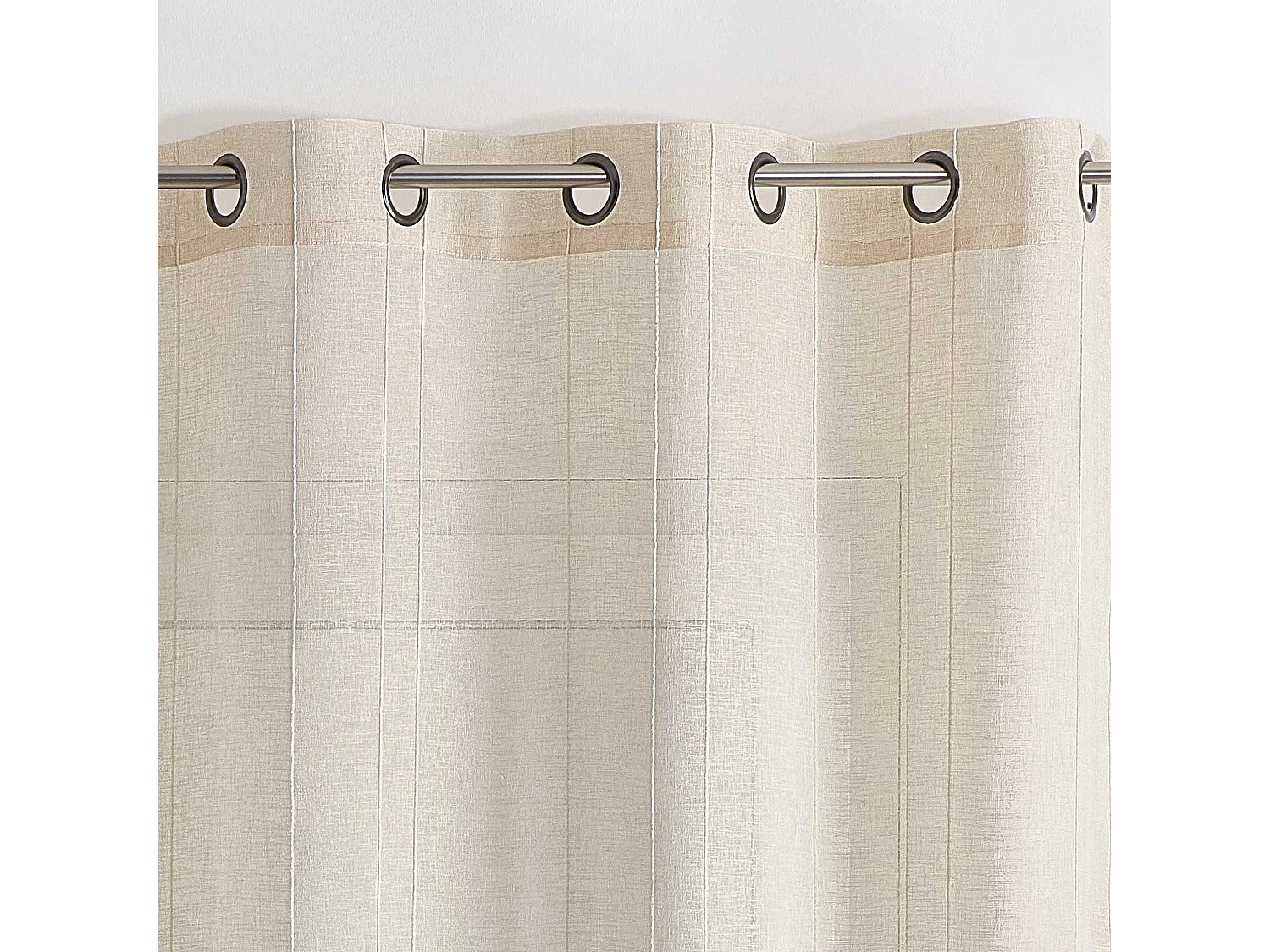 Voilage tamisant uni à fines rayures