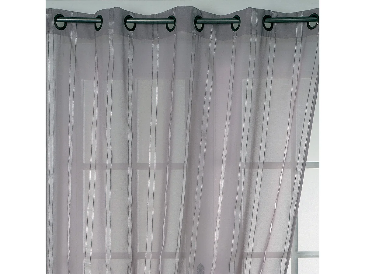 Visillo de etamina y rinas rayas brillantes