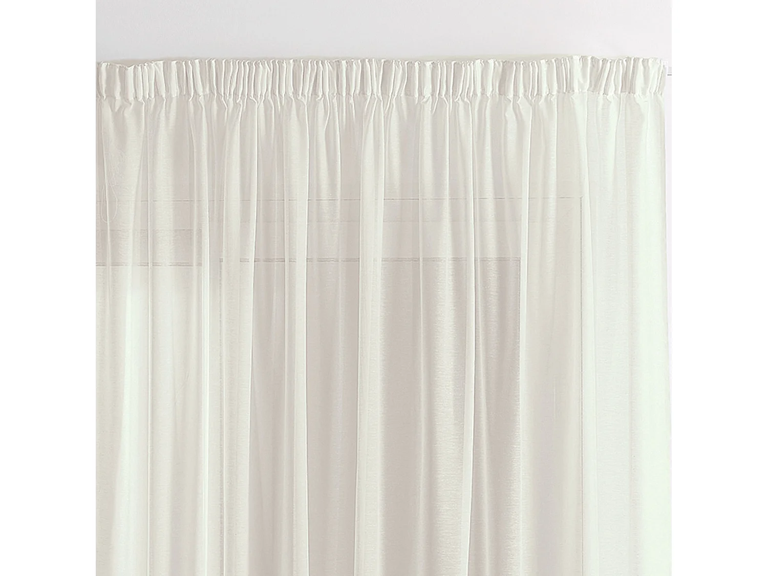 Uni-Vorhang in Satinoptik und mit Bleibeschwerung