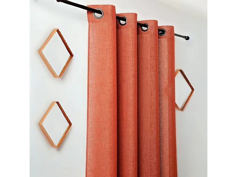 Voilage tamisant aux fils satinés