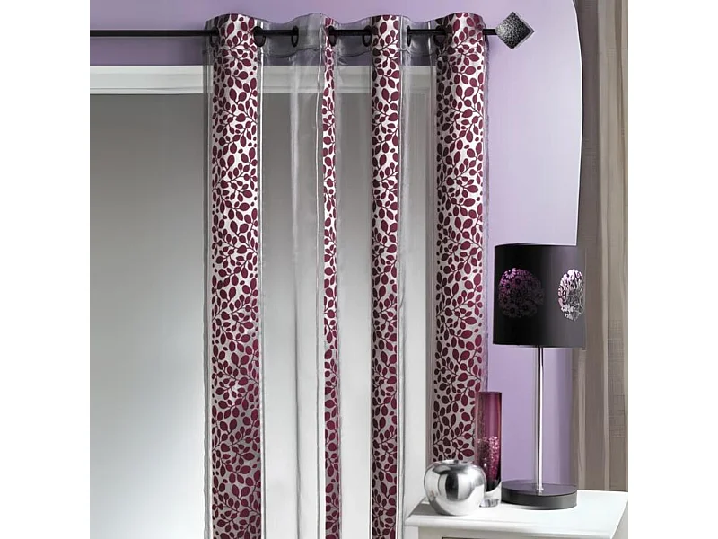 Organzavorhang mit einem Jacquard Blumenmotiv