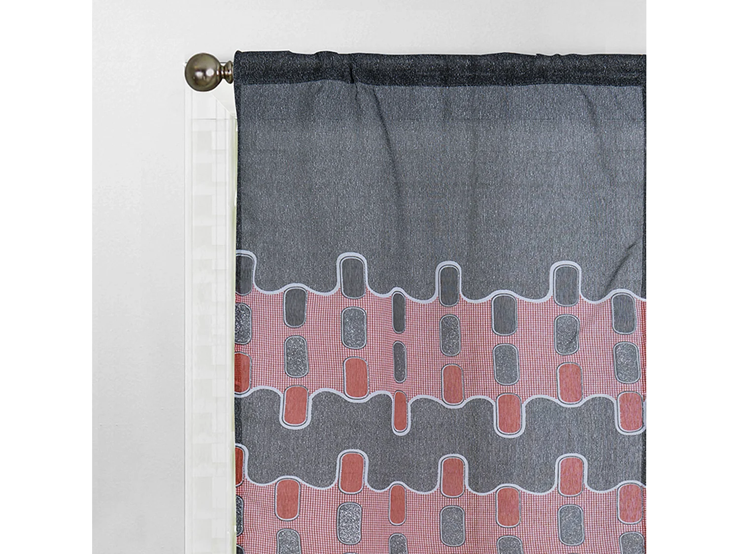 Paire de petits voilages au style géométrique