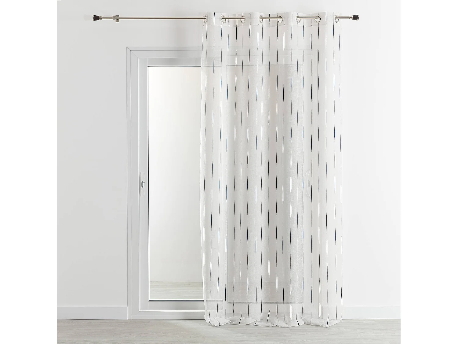 Cortina de estameña a rayas jacquard