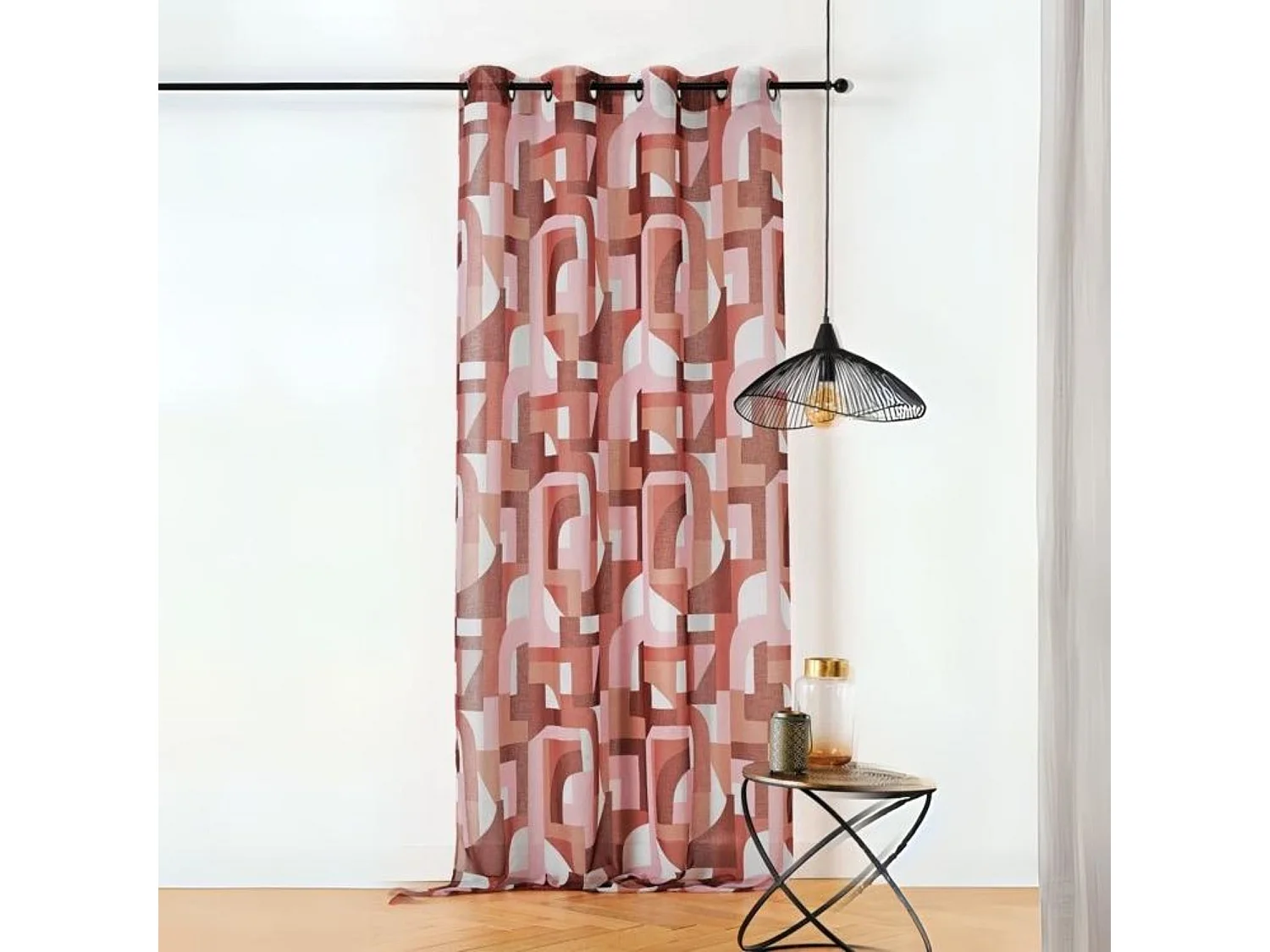 Voilage tamisant esprit seventies