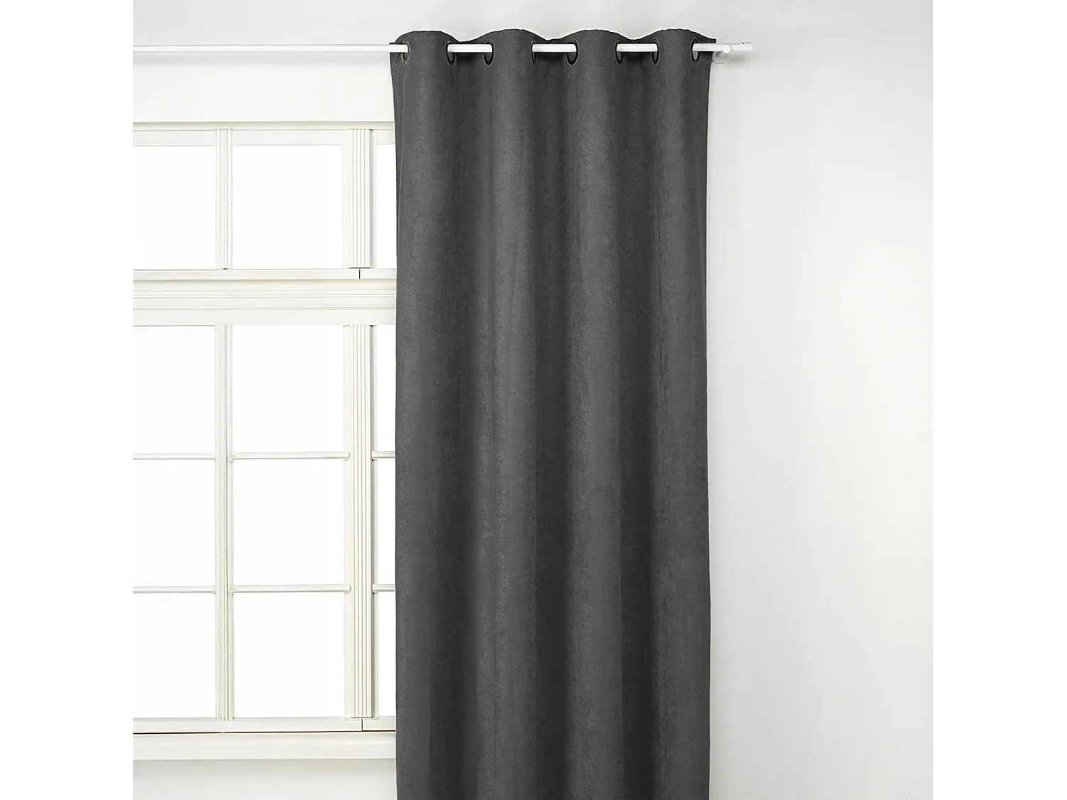 Cortina lisa aspecto "gamuza"