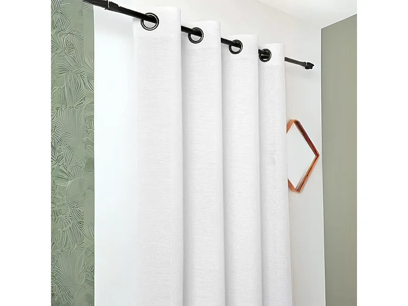 Voilage tamisant aux fils satinés