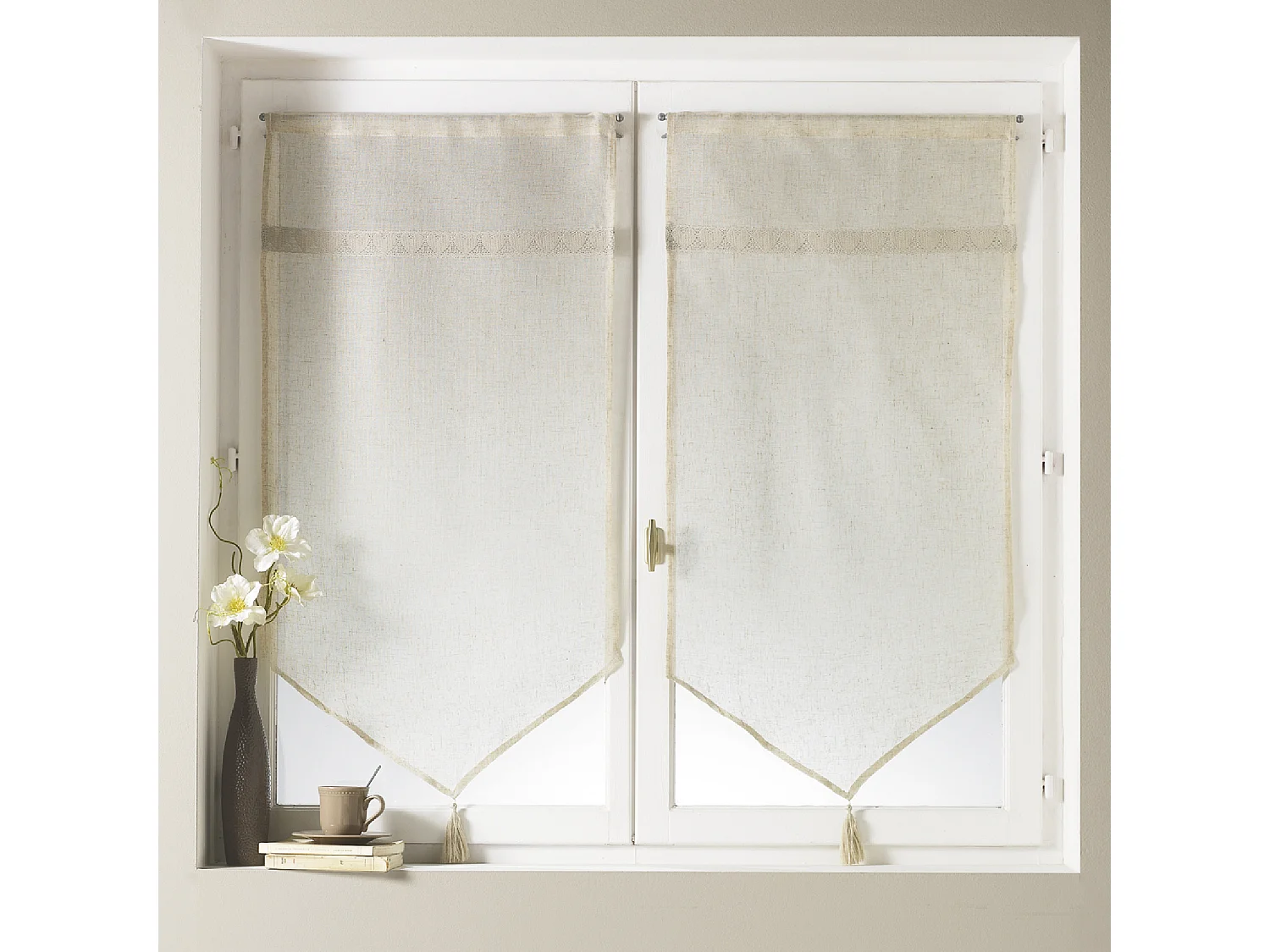 Paire de voilage à parement haut en macramé "coeur"